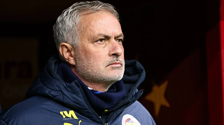 Jose Mourinho'dan 'tek idman' argümanlarına sert cevap: Fenerbahçe hakkında konuştu 5 jose mourinhodan tek idman argumanlarina sert cevap fenerbahce hakkinda konustu 4 t9b1e62z