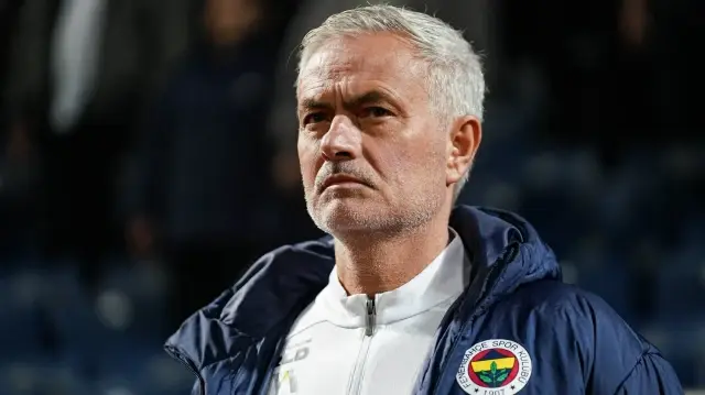 Jose Mourinho’dan ‘tek idman’ argümanlarına sert cevap: Fenerbahçe hakkında konuştu jose mourinhodan tek idman argumanlarina sert cevap fenerbahce hakkinda konustu vjrgkHnD.webp