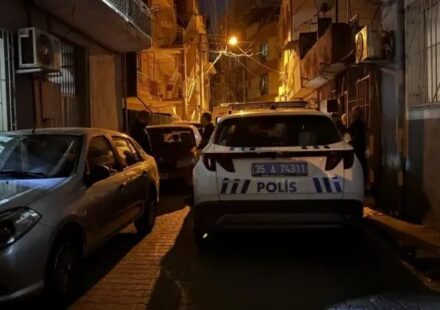 kanser hastasi esini yataginda uyurken oldurdu ydKBfbSI.jpg