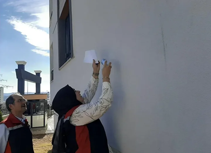 Karadeniz'den sonra Sivas'ta da görüldü: Çiftçilerin kabusu oldu 2 karadenizden sonra sivasta da goruldu ciftcilerin kabusu oldu 1 qPGUZyB8