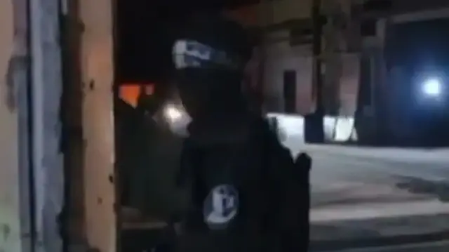 kassam tugaylari israilli esirlerin cesetlerini kizil haca teslim etti MHSyqEte.webp