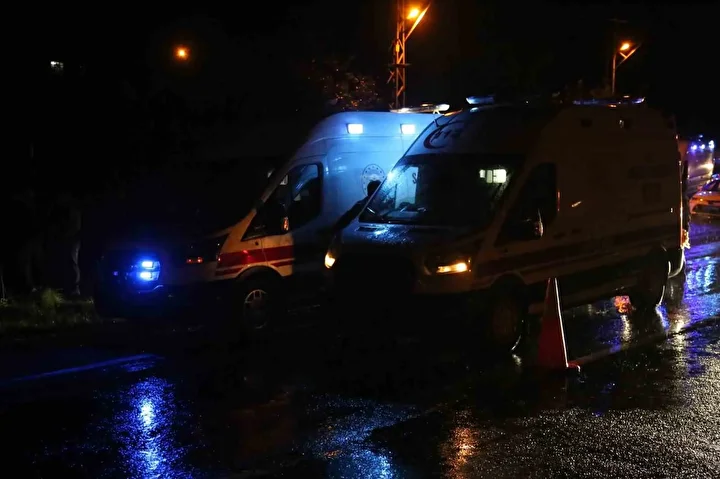 Kastamonu’da çeşit midibüsü devrildi: 24 kişi yaralandı 13 kastamonuda cesit midibusu devrildi 24 kisi yaralandi 12 yX2eZKaH