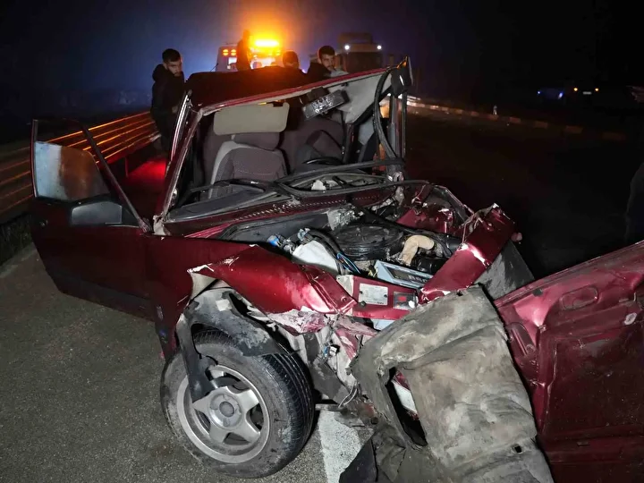 kastamonuda zincirleme trafik kazasinda tofas hurda yiginina dondu 0 GcnEEOcz