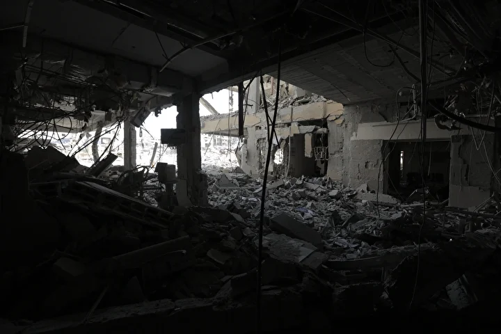 Katil İsrail Gazze'deki Rantisi Çocuk Hastanesi'nde geriye ağır yıkım bıraktı 16 katil israil gazzedeki rantisi cocuk hastanesinde geriye agir yikim birakti 15 JbekBdWu
