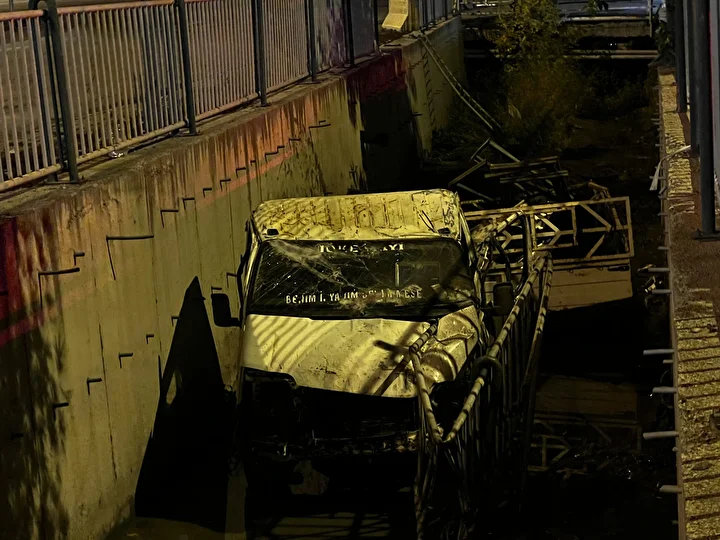 kayseride kamyonet sulama kanalina dustu iki kisi yaralandi 6 WkC7g7iX