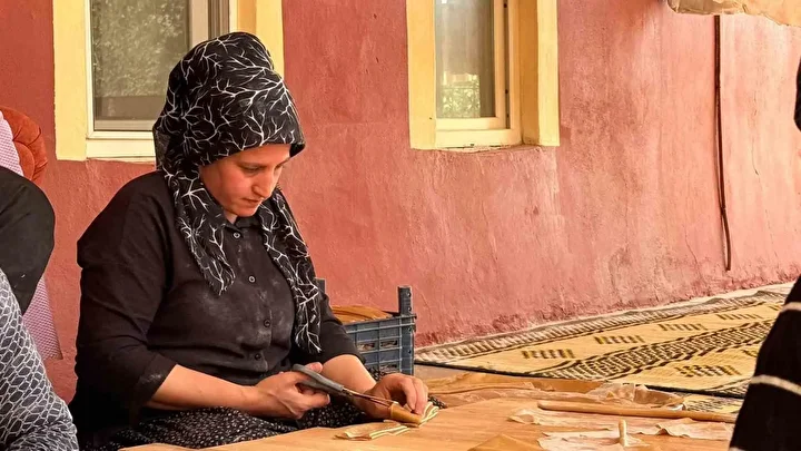 kilosu altinla yarisiyor yurt disindan talep yagiyor gaziantepte bayanlarin hummali mesaisi basladi 1