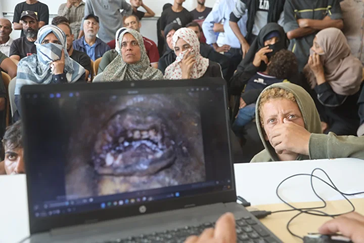 kizilhac takimlari israilin gazzeden alikoydugu filistinlilerin naaslarini nasir hastanesine ulastirdi 4 iIeDr5tJ