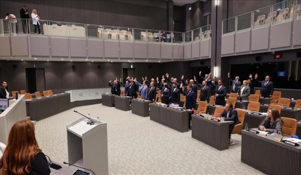 kktc cumhuriyet meclisi iki devletli tahlil teklifini kabul etti 8vWINqQ7.jpg