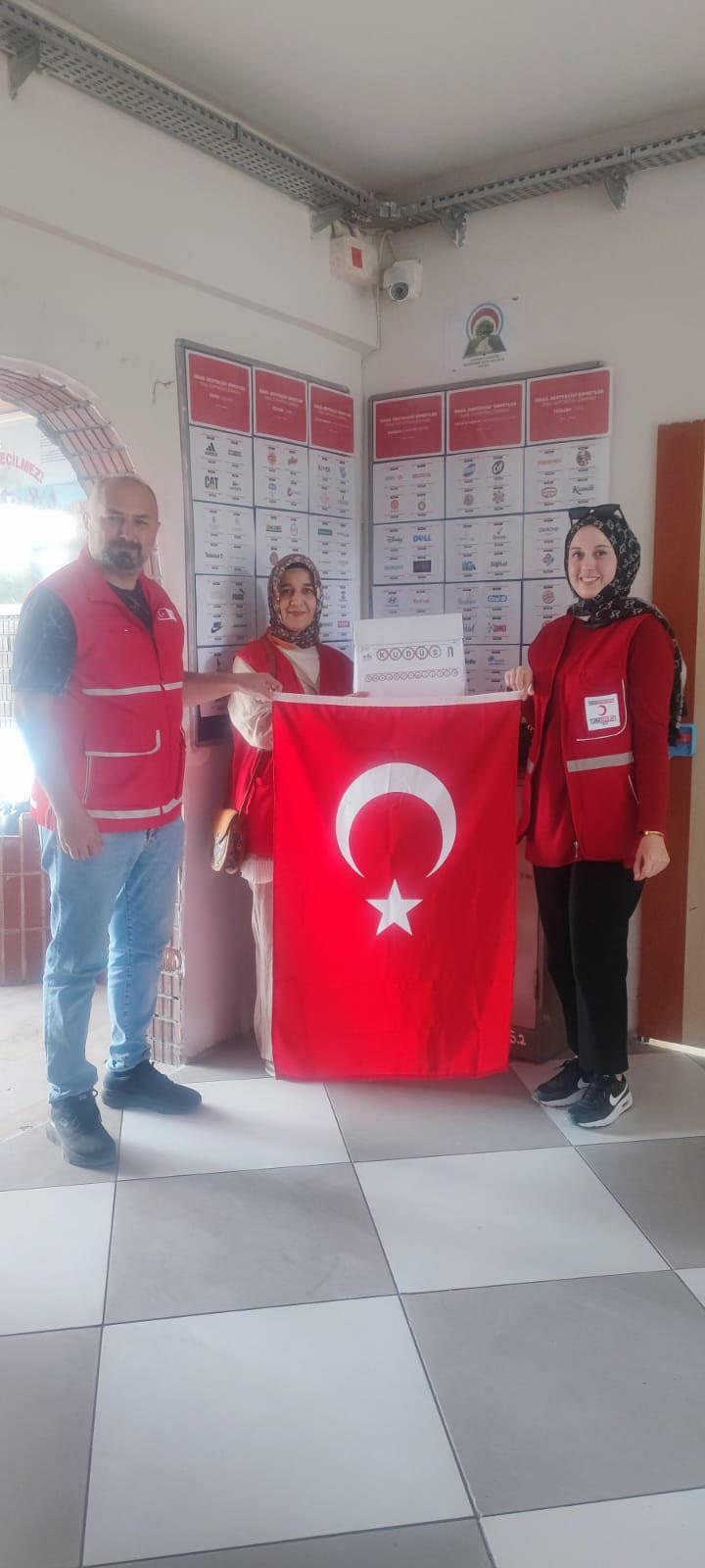 Küçük kalplerden büyük takviye: Döğer Fatih Ortaokulu’ndan Gazze’ye umut bağışı 1 kucuk kalplerden buyuk takviye doger fatih ortaokulundan gazzeye umut bagisi 0 MzhPNJap