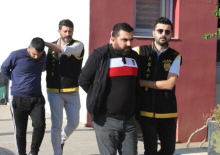 Kuzenlerin kanlı kavgası! Evvel feci darp sonra bıçak kuzenlerin kanli kavgasi evvel feci darp sonra bicak FU8FLE7z.jpg