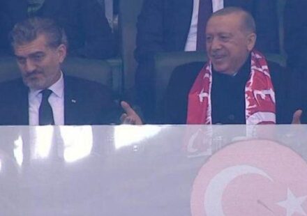 Lider Erdoğan gole bu türlü sevindi! Gürcü önderin yüzü düştü lider erdogan gole bu turlu sevindi gurcu onderin yuzu dustu cxc1MLgu.jpg