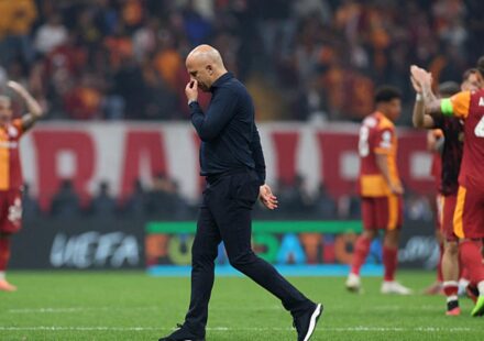liverpool galatasaray macini hatirlatarak hakemlere isyan etti 6E2zIuW6.jpg