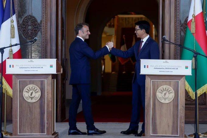 madagaskarda cumhurbaskani ulkeden kacti tezi ulusa seslenis konusmasi yapti 10 ccVkjMBV