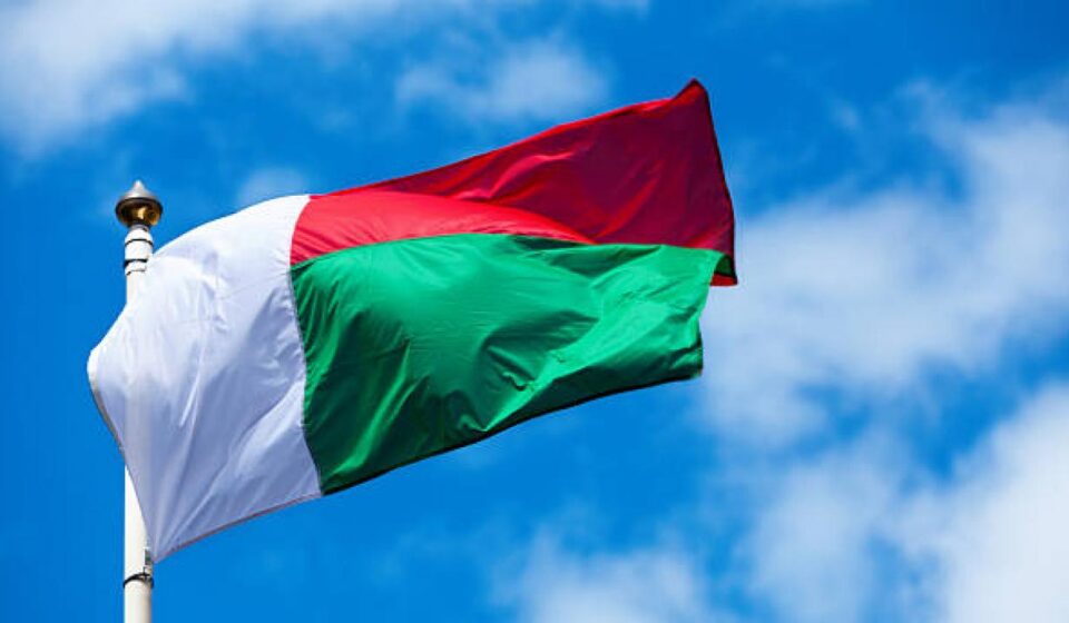 madagaskarda ordu idareye el koydu sFc629jO.jpg