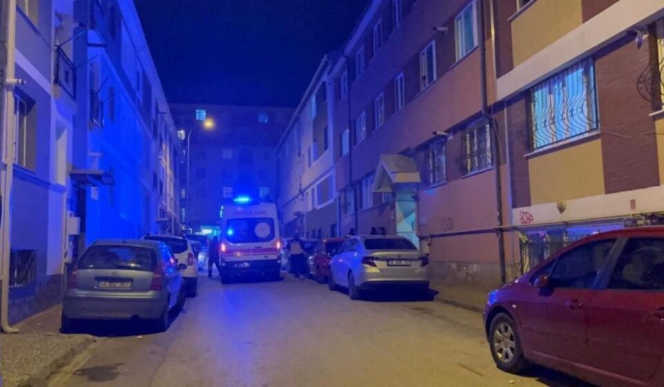 mak s koku ihbari uzerine gelen takimlar yasli adami meskeninde meyyit buldu yf7zwNwv.jpg