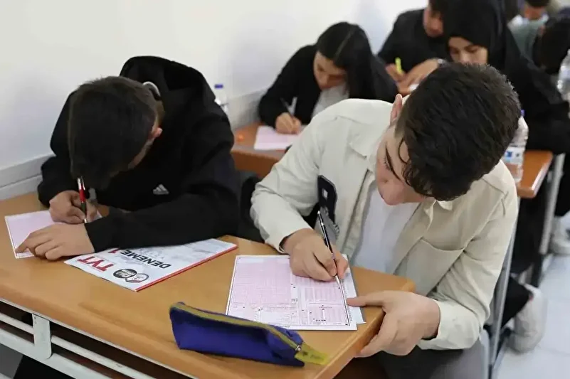 MEB'den sürpriz adım: Okullarda değişmesi beklenen imtihan sistemiyle ilgili Bakan Tekin'den açıklama 2 mebden surpriz adim okullarda degismesi beklenen imtihan sistemiyle ilgili bakan tekinden aciklama 1 rBYXz76Q
