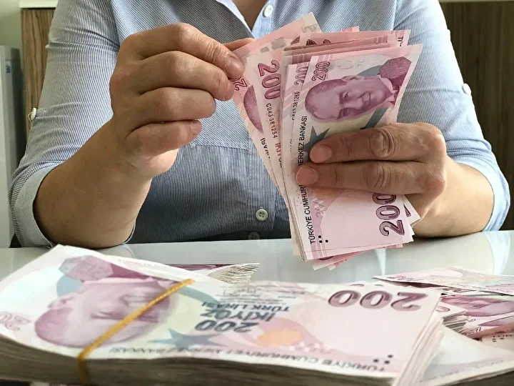 Milyonlarca konut sahibi ve kiracıyı ilgilendiriyor: Kira geliri vergisi mi geliyor? Gelir Yönetimi'nden açıklama 3 milyonlarca konut sahibi ve kiraciyi ilgilendiriyor kira geliri vergisi mi geliyor gelir yonetiminden aciklama rOLwcyHY