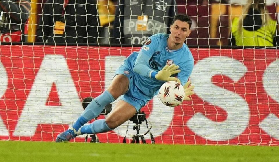 montella reaksiyon gostermisti genesiodan berke ozer icin birinci aciklama not aldim kI1ldOWi.jpg