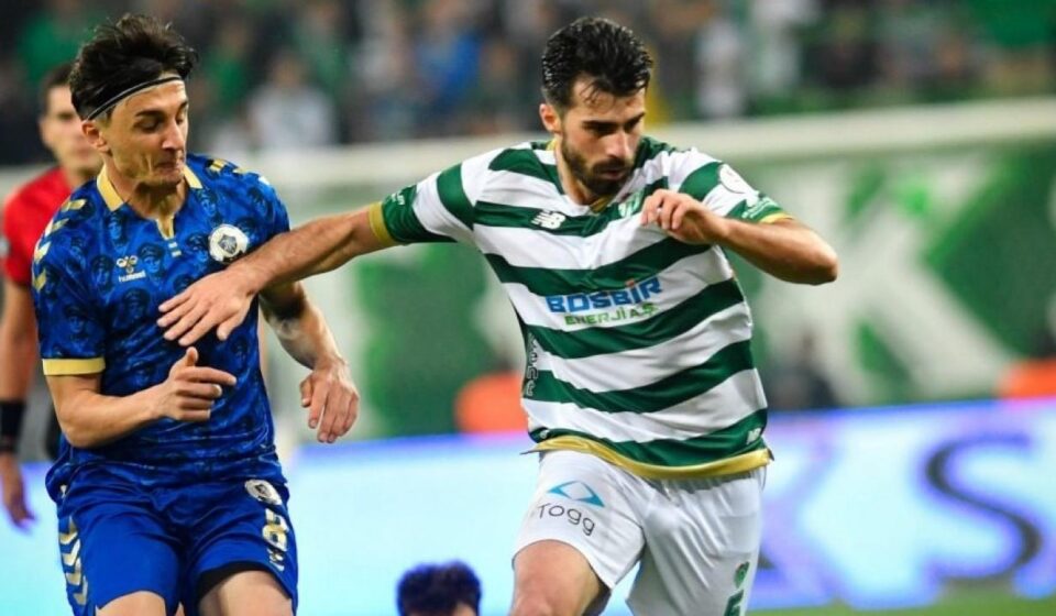 Muhteşem Lig’in eski efsanesi 2. Lig’de gol atmaya doymuyor! Öndere fark attılar muhtesem ligin eski efsanesi 2 ligde gol atmaya doymuyor ondere fark attilar fN1aYpHA.jpg