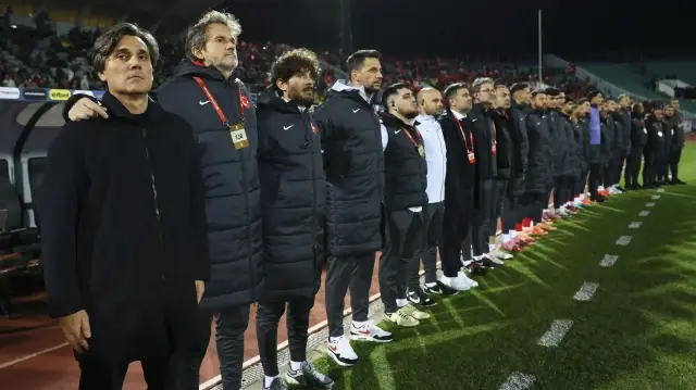 Nihat Kahveci’den Montella’ya golcü iletisi: Artık onu denesek mi? nihat kahveciden montellaya golcu iletisi artik onu denesek mi tvNmluIf.webp