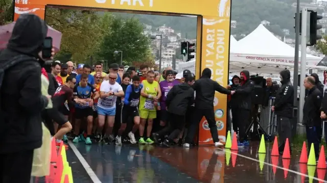 orduda yari maraton ve halk kosusu duzenlendi CMDdJkXX.webp