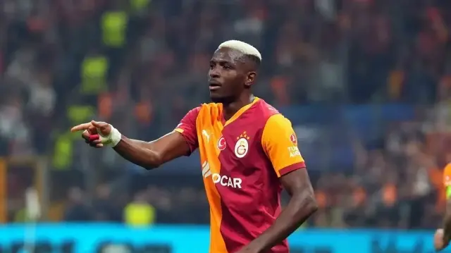 Osimhen için bomba transfer argümanı: Ünlü yorumcunun canlı yayındaki sözleri gündem oldu osimhen icin bomba transfer argumani unlu yorumcunun canli yayindaki sozleri gundem oldu LXa5Fk9M.webp
