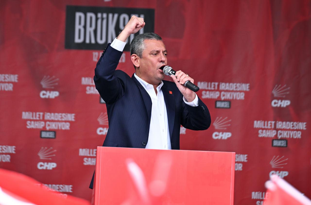 Özgür Özel Brüksel'de hüsran yaşadı! Miting şoku! 1 ozgur ozel brukselde husran yasadi miting soku 0 9flXS1A4