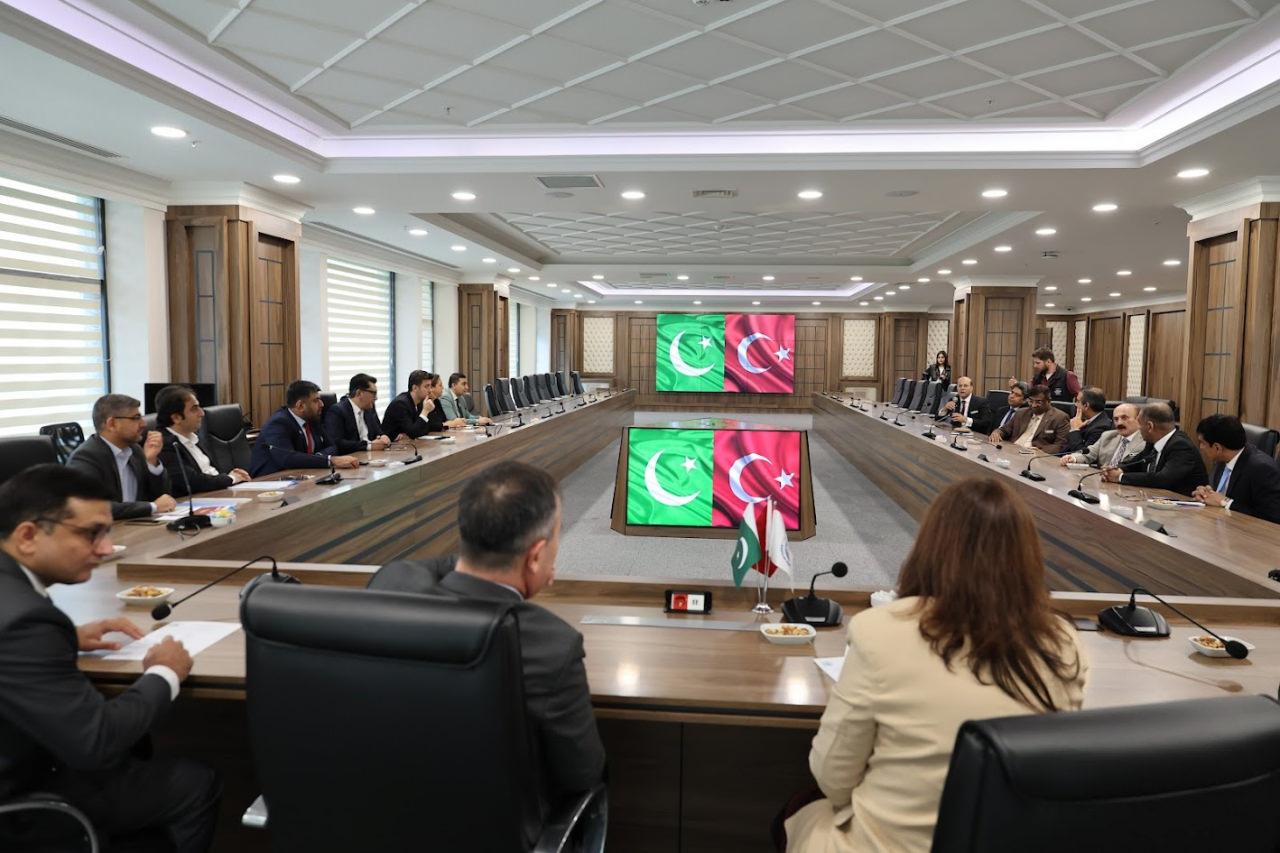 pakistanli heyet bagcilar belediyesini ziyaret etti 1 3FtL13uD