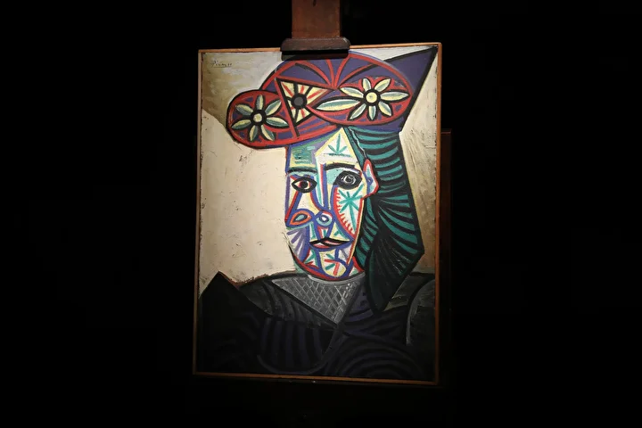 picassonun sakli portresi pariste sergilendi 1