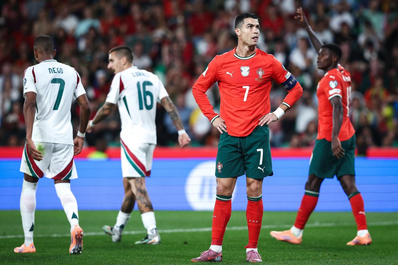 ronaldo bir kere daha tarihe gecti dunya kupasi elemelerine imzasini atti 0