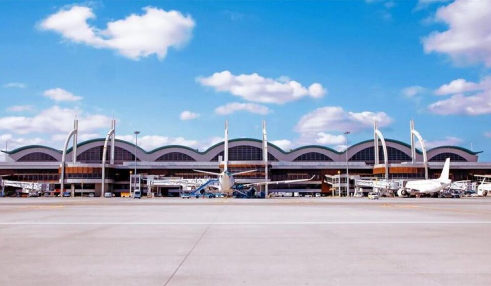 sabiha gokcen havalimaninda duty free alani yenilendi pMRUnLIt.jpg