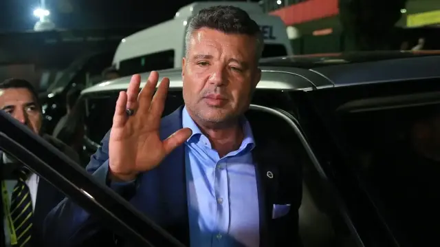Sadettin Saran’dan flaş ayrılık kararı! Apar topar toplantıya çağırdı sadettin sarandan flas ayrilik karari apar topar toplantiya cagirdi xMNLcmjX.webp