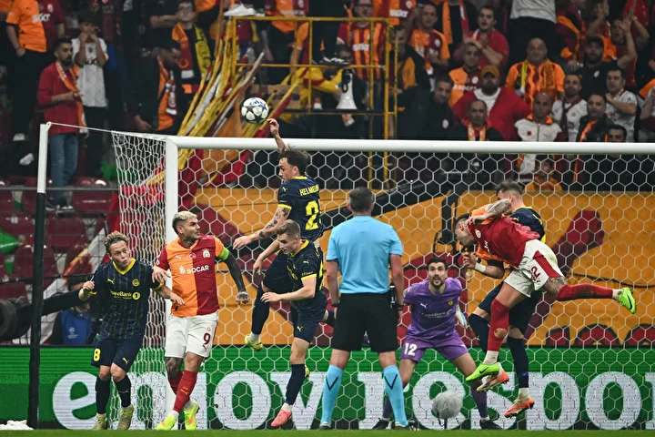 Şampiyonlar Ligi'nde haftanın en güzel 11'i belirli oldu! Galatasaray taraftarı reaksiyonlu 2 sampiyonlar liginde haftanin en guzel 11i belirli oldu galatasaray taraftari reaksiyonlu 1 3SR3zH8w