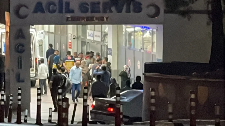 Şanlıurfa'da 18 mahkum besin zehirlenmesi kuşkusuyla hastaneye kaldırıldı 4 sanliurfada 18 mahkum besin zehirlenmesi kuskusuyla hastaneye kaldirildi 3 LfKaYtKP