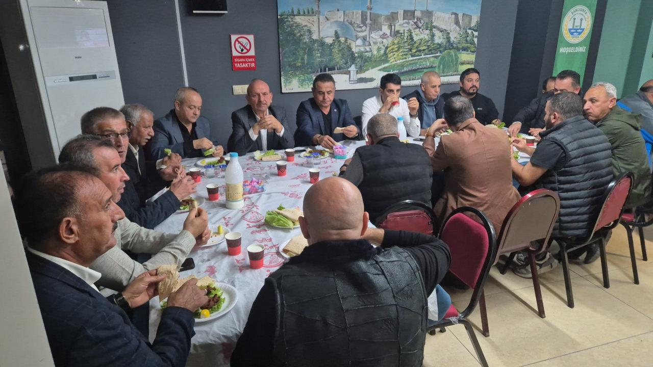 sanliurfalilar ulusal grubun galibiyetini cig kofteyle kutladi 0 kzyCBgQg