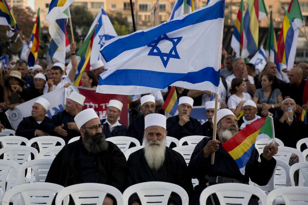 Şara ikili münasebetlerini güçlendirirken İsrail Suriye'nin bölünmesi gerektiğini savundu 4 sara ikili munasebetlerini guclendirirken israil suriyenin bolunmesi gerektigini savundu 3 VEYDdgKl