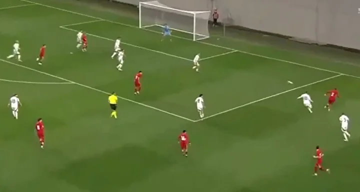 Semih Kılıçsoy'dan süper gol: Yıllarca unutulmayacak röveşata 1 semih kilicsoydan super gol yillarca unutulmayacak rovesata 0 PcB6Xj2l