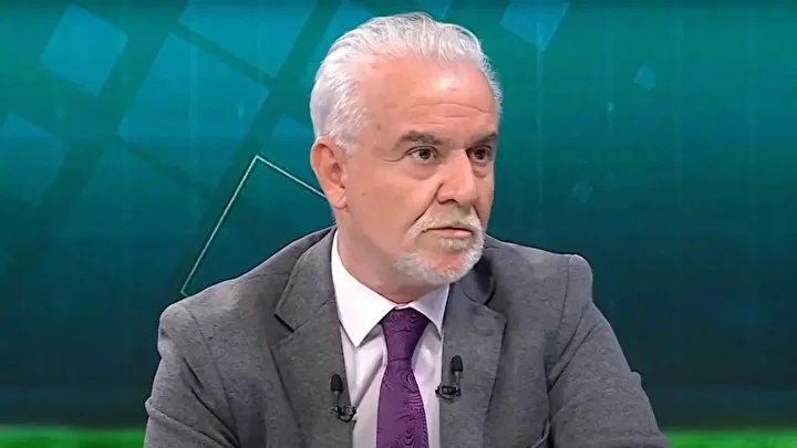 sergen yalcina flas ikaz maclari tribunden takip ediyor haberin olsun 2 Q7wJiPRU