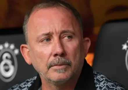 Sergen Yalçın’a flaş ikaz: Maçları tribünden takip ediyor haberin olsun sergen yalcina flas ikaz maclari tribunden takip ediyor haberin olsun trCVdDDO.webp