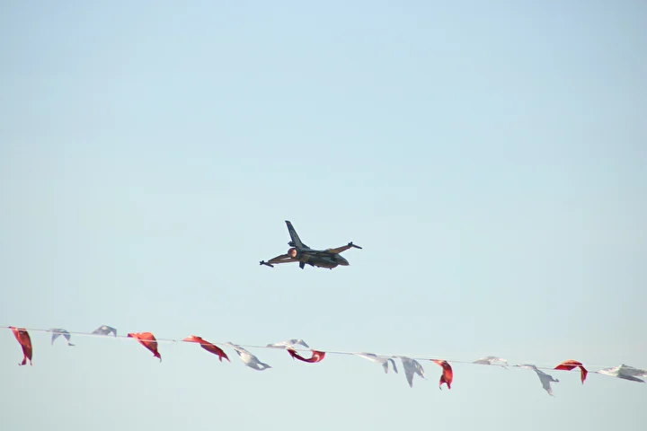 soloturkten kayseri semalarinda sov ucusu 3 O4CDebQa
