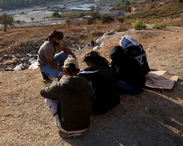 son dakika dunyanin gozu gazzede rehineler israil ordusuna teslim edildi 19 gmwHzOmy