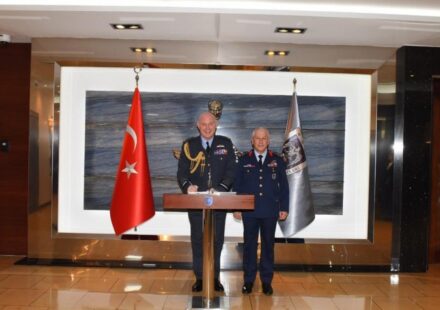 son dakika turkiye ve ingiliz ordusundan kritik gorusme jhE4aHrB.jpg