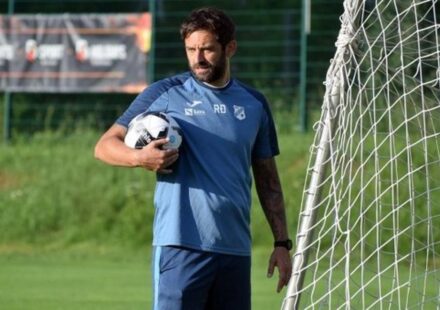 Süper Lig grubundan karşıt köşe! Yeni hoca açıklandı: 1.5 yıllık mutabakat super lig grubundan karsit kose yeni hoca aciklandi 15 yillik mutabakat tQB6nhjr.jpg