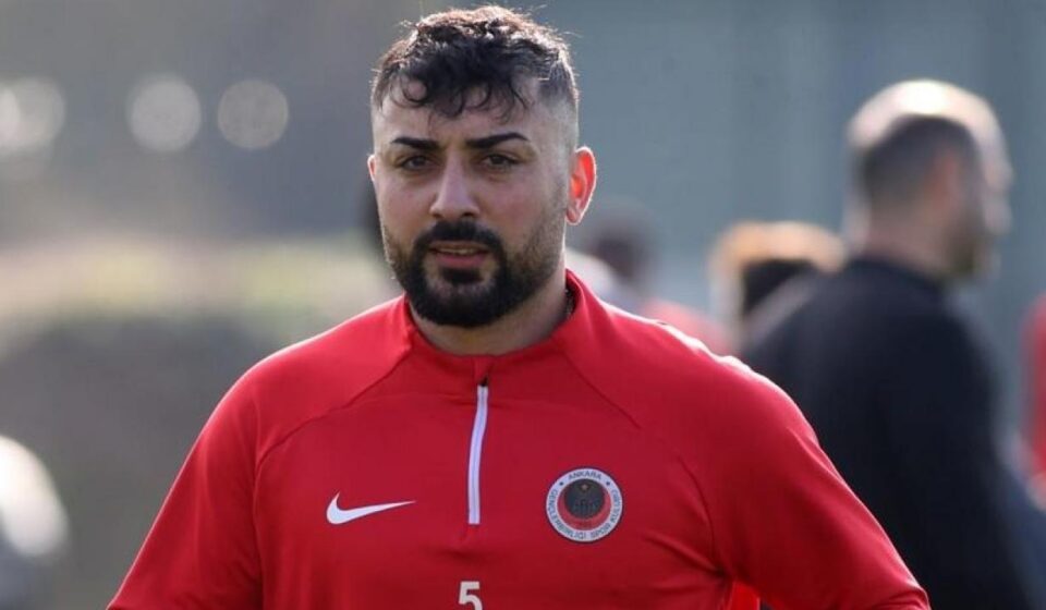 suriyeli yildiz super lig grubunu fifaya sikayet etti dev ceza kesildi MqJTYv24.jpg