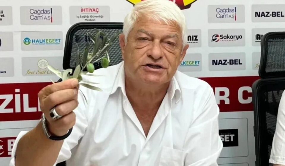 tam 36 futbolcu almislardi kumeye demirlediler lider vekili istifa etti Tf21QIps.jpg