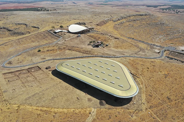'Tarihin sıfır noktası': Göbeklitepe'de yeni buluşlar turizme açılacak 6 tarihin sifir noktasi gobeklitepede yeni buluslar turizme acilacak 5 XvB7Klut