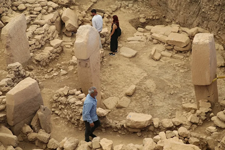 Tarihin yine yazıldığı Göbeklitepe'nin günlük ziyaretçi sayısı 5 bini geçti 2 tarihin yine yazildigi gobeklitepenin gunluk ziyaretci sayisi 5 bini gecti 1