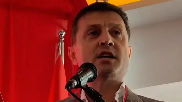tekirdagda chp kongresinde ortalik karisti kovun beni diyerek salonu terk etti uXiCLlnv.webp