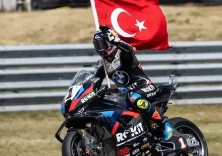 toprak razgatlioglu ucuncu defa dunya sampiyonu jHmdmrEV.webp