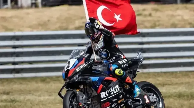 toprak razgatlioglu ucuncu defa dunya sampiyonu jHmdmrEV.webp